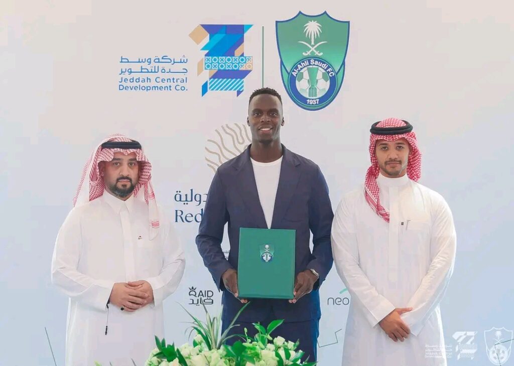 Officiel: Édouard MENDY fait ses adieux à Chelsea et rejoint Al Ahli 4 KERANOS MEDIA